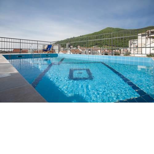 Hotel Twelve