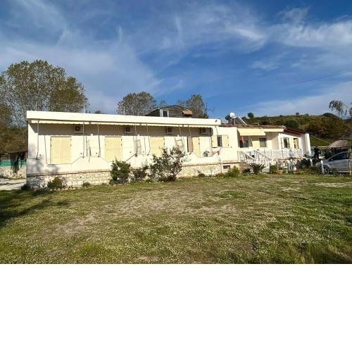 Hotel Vila Andi