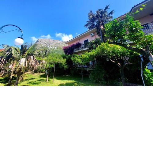 Hotel Villa Degli Aranci