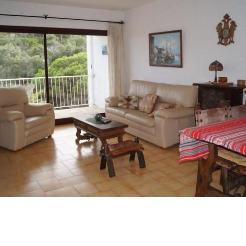House - 2 Bedrooms with Sea views young people group not allowed - 07088
