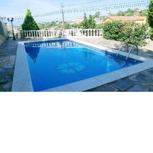 House - 3 Bedrooms with Pool and WiFi young people group not allowed - 04810