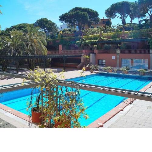 House - 3 Bedrooms with Pool young people group not allowed - 07104