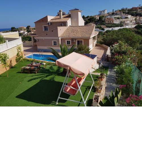 House 5min to beach, 15min to Alicante, car BONUS