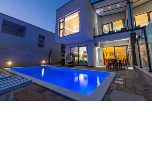 House DEANO 2