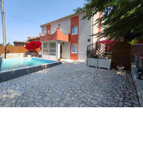 House Holiday House Kresic