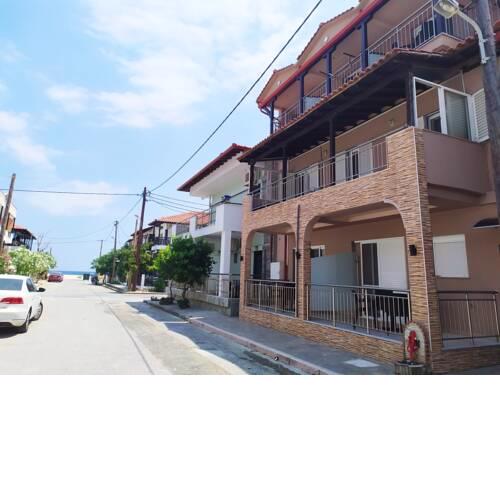 House Kiratsi