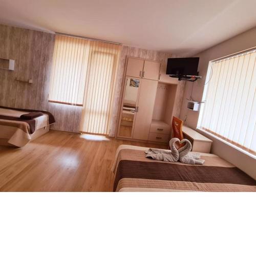 House Varna-4
