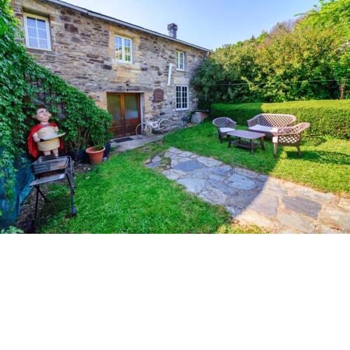 House with 2 bedrooms in Baralla with wonderful mountain view enclosed garden and WiFi