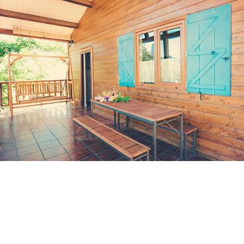 House with 2 bedrooms in Canamero with wonderful mountain view shared pool and furnished garden