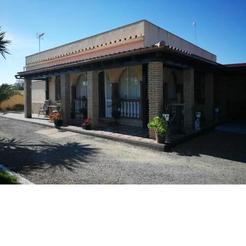 House with 2 bedrooms in Utrera with enclosed garden and WiFi 65 km from the beach
