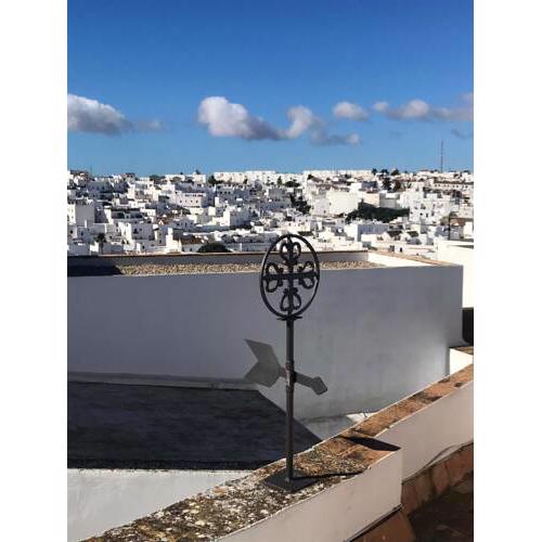 House with 2 bedrooms in Vejer de la Frontera with wonderful mountain view and furnished terrace 5 km from the beach