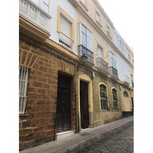 House with 3 bedrooms in Cadiz with wonderful city view balcony and WiFi