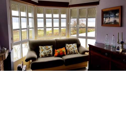 House with 3 bedrooms in Viveiro with wonderful sea view balcony and WiFi