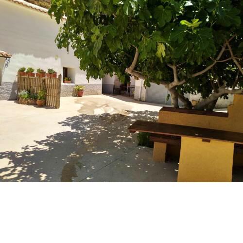 House with 4 bedrooms in Cortes y Graena with wonderful mountain view 89 km from the slopes