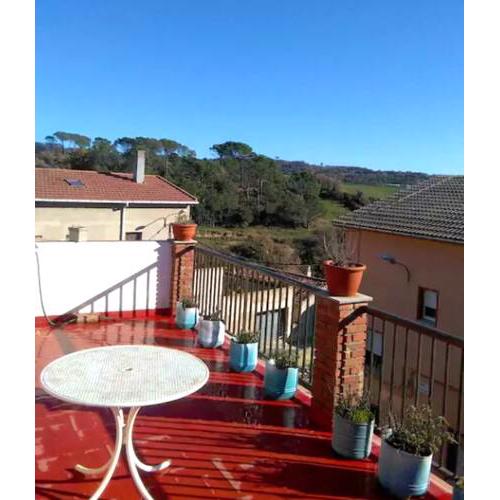 House with 4 bedrooms in Gironella with wonderful mountain view furnished terrace and WiFi 50 km from the slopes