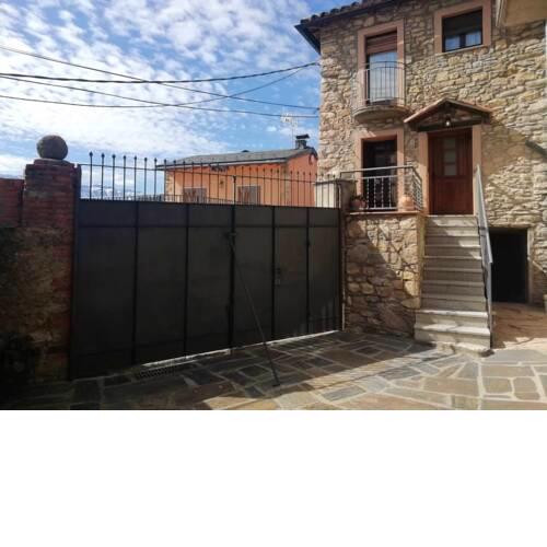 House with 4 bedrooms in Prullans with terrace and WiFi