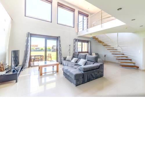 House with 4 bedrooms in Sanjenjo with shared pool enclosed garden and WiFi