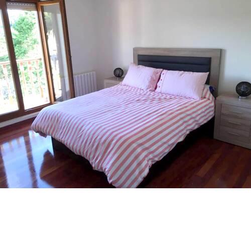 House with 5 bedrooms in Casasola with enclosed garden