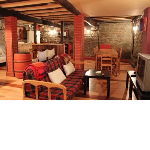 House with 5 bedrooms in Mieres del Camino with wonderful mountain view balcony and WiFi 32 km from the slopes