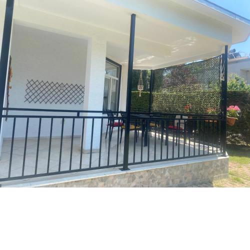 House with a garden view in Durres
