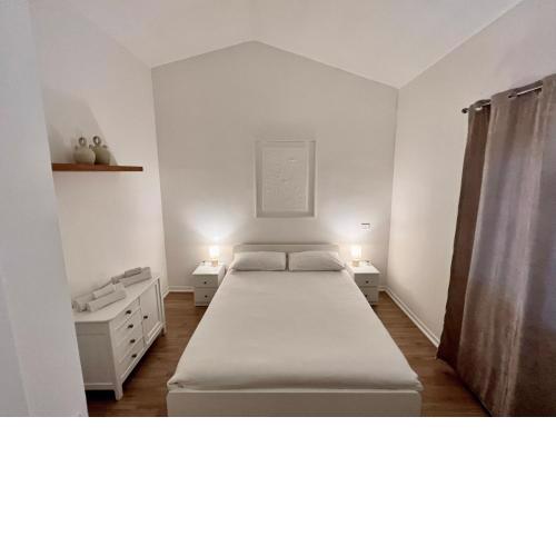 House with Garden and Parking Close to Rome Centre