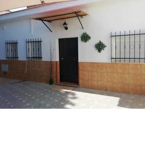 House with one bedroom in Sevilla with furnished garden and WiFi