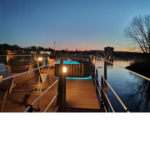 Houseboat Noemi Yacht Club Marina di Verbella