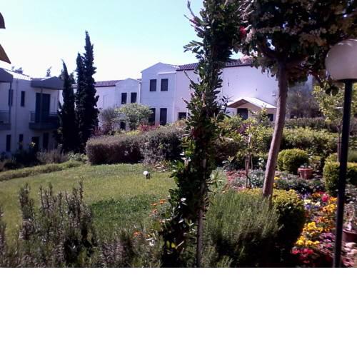Housing Pefkos II