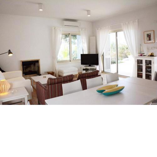 How to Rent Your Own Villa in Paphos with Fantastic Private Pool, Paphos Villa 1418
