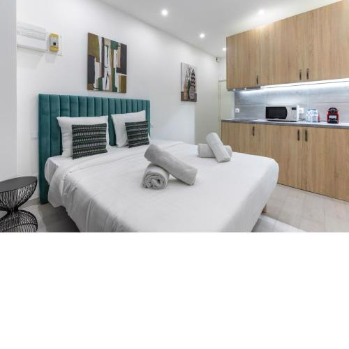 HSH Lemercier-Batignolles Cosy Studio 2P