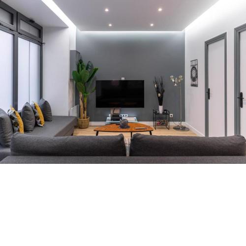 HSH Sauffroy-Batignolles Luxueux Appartement 2BR-8P