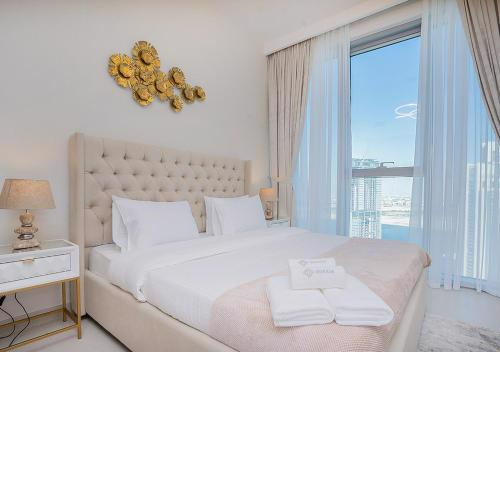 Huaxia Homes - The Grand Elegant Furnishing