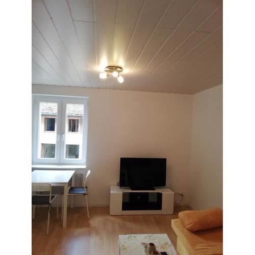 HÜBSCHE 2 ZIMMER AUSZEIT
