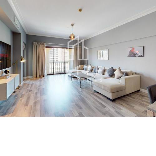 Huge 1 Bed Upgraded + Sea View on Palm Jumeirah!