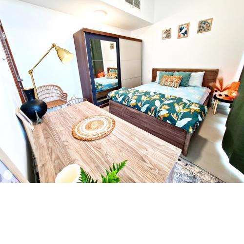 Huge 1BHK apartment with 2 balconies & all amenties