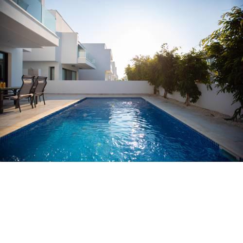 Huge Luxurious Pool Villa