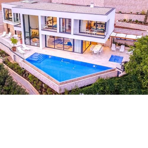 Hvar Villa Sleeps 8 Pool Air Con WiFi