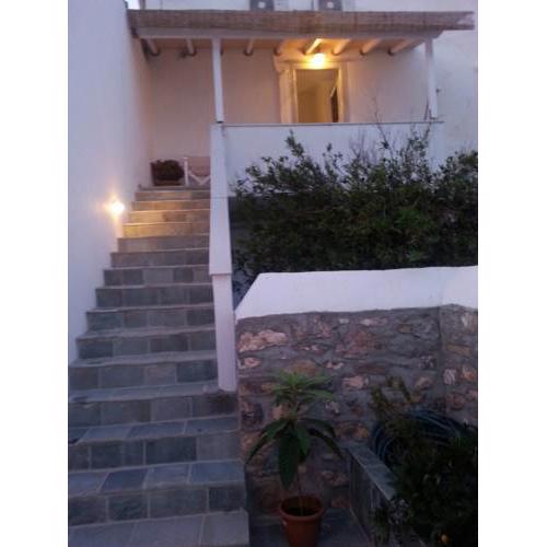 Hydra Memories House