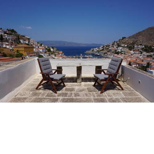 Hydra Studio House with Amazing Harbour Views