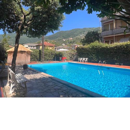 I Pini apartment with swimming pool untill 10 September