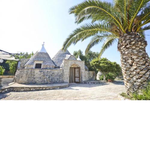 I Trulli del Ciliegio con giardino by Wonderful Italy