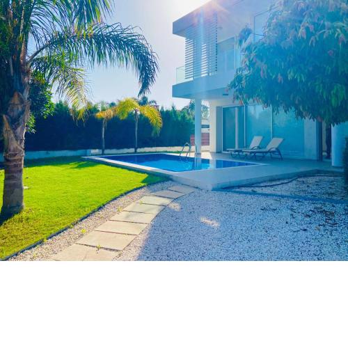 Iasonas Villas Coral Bay