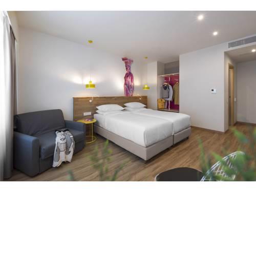 ibis Styles Athens Routes