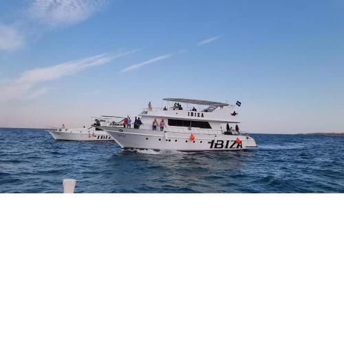 Ibiza yacht