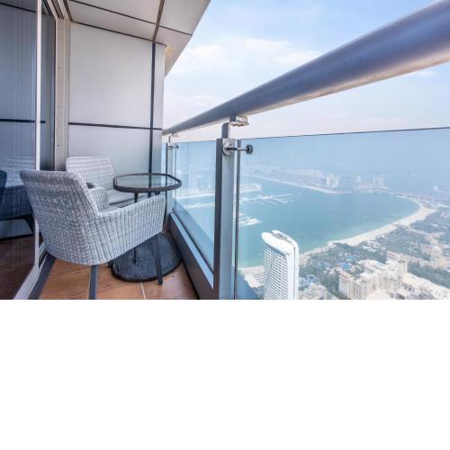 Icon Casa Living - High Floor - Sea View