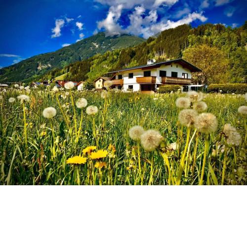 Idyllic apartment in Stumm with panoramic view