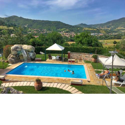 Idyllic Cottage in Cagli with Fenced Garden