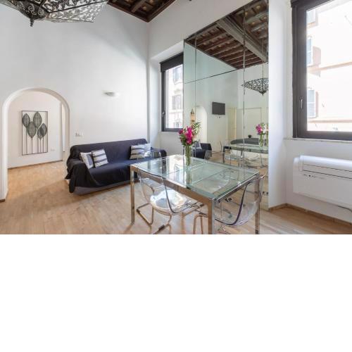 iFlat Bright apartment near Piazza di Spagna