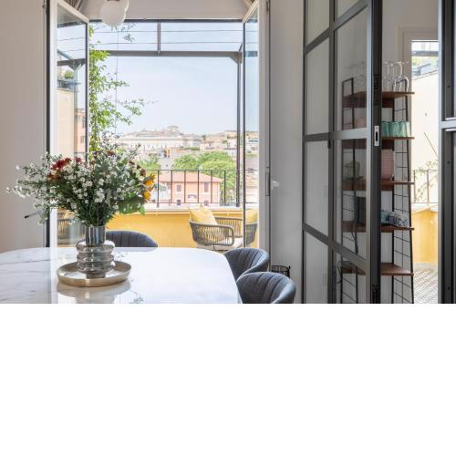 iFlat Home with views