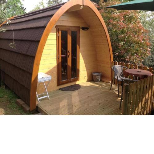 Igloo Garden Lake